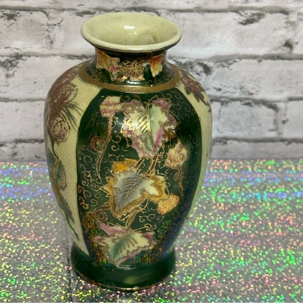 Vase Floral Design Decor Green Cream Gold Accents 6 Inches Tall